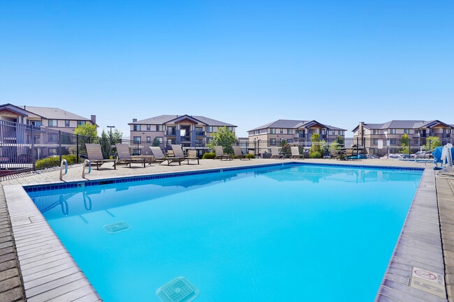 Building Photo - Ruby Vista Apartments