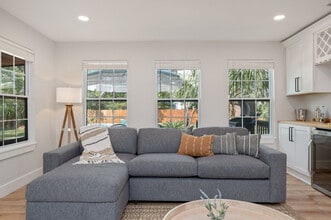 Building Photo - 111 Patton Dr NE