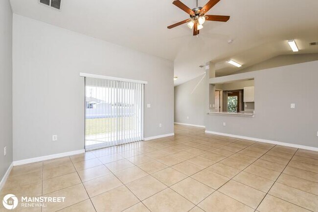Foto del edificio - 3317 20th St W, Lehigh Acres, FL 33971