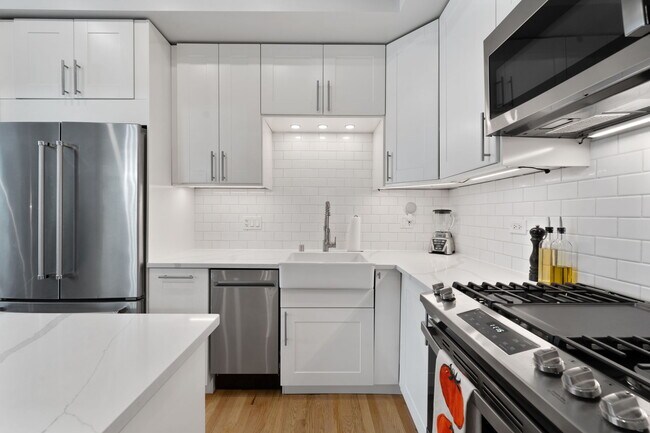 Foto del edificio - 212 W Washington St