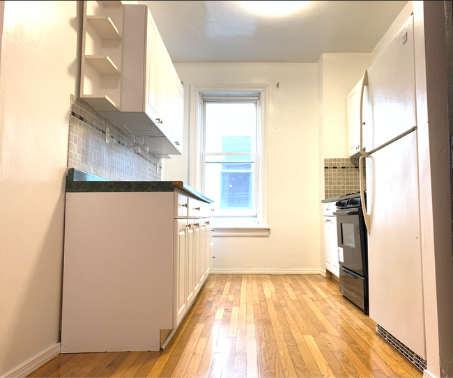 Building Photo - 338 83rd St