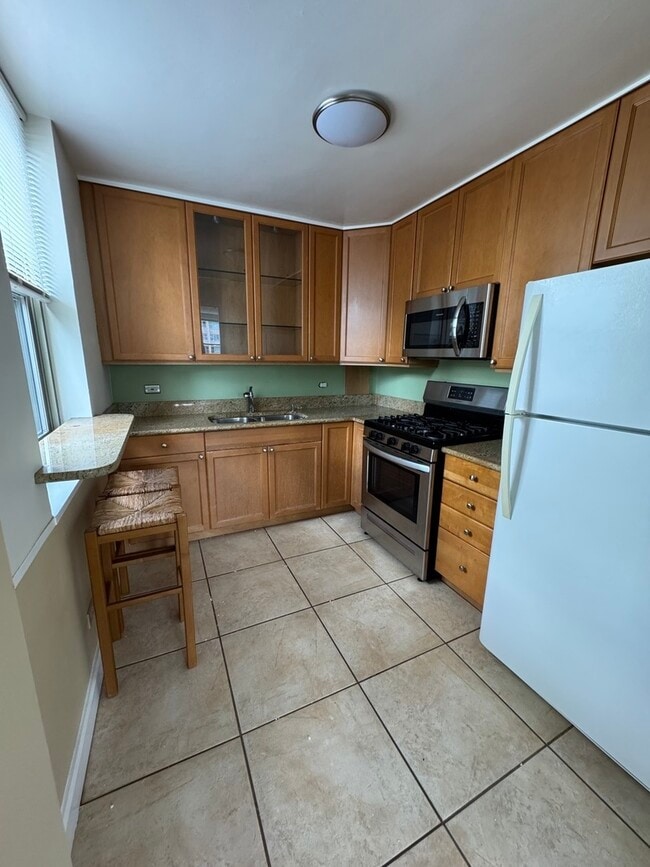 Foto del edificio - 253 E Delaware Pl