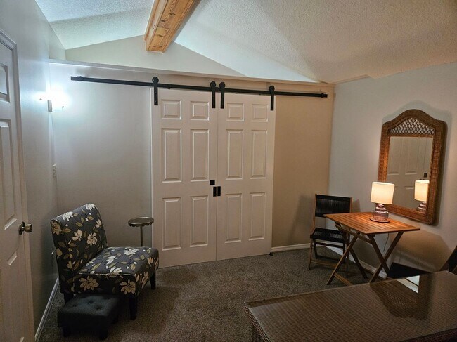 Foto del edificio - 8520 US HWY 1, D5