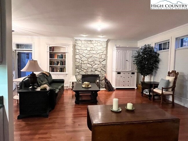 Building Photo - 6287 Idlewild Rd