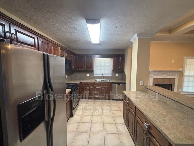 Foto del edificio - 385 Lee Rd 2141