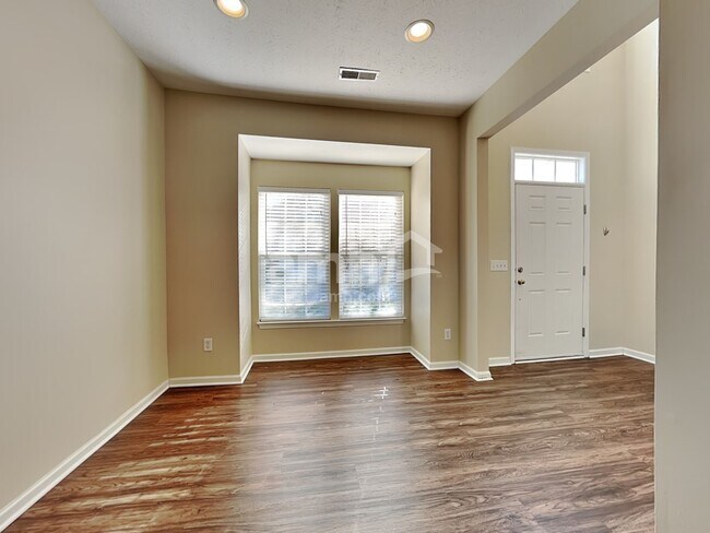 Foto del edificio - 7208 Ivy Way