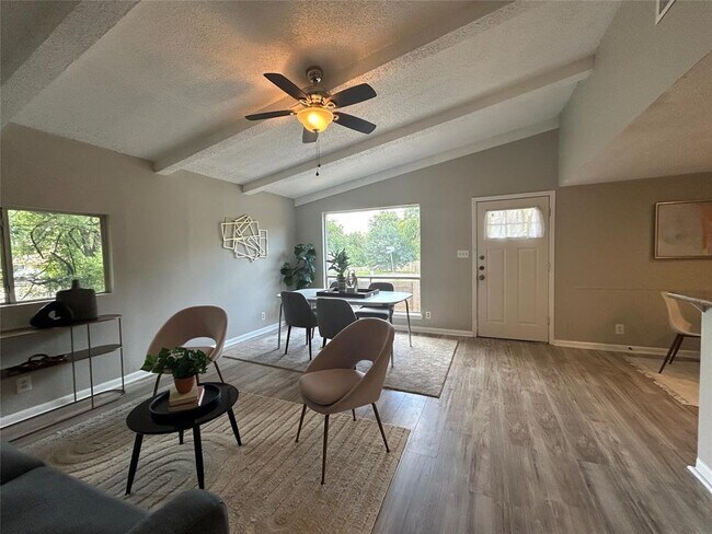 Building Photo - 6505 Arnold Dr