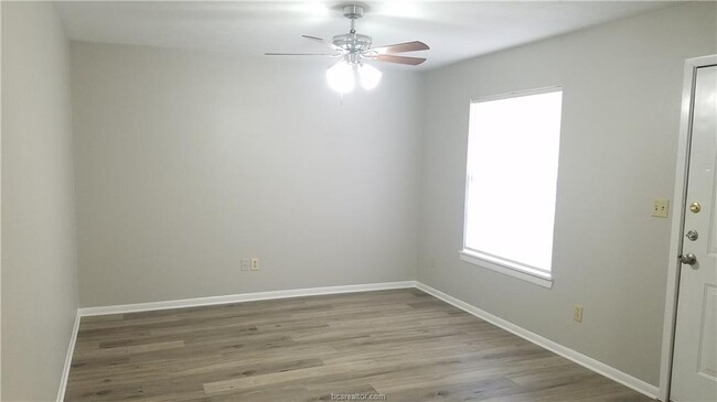 Building Photo - 2905 Prairie Flower Cir