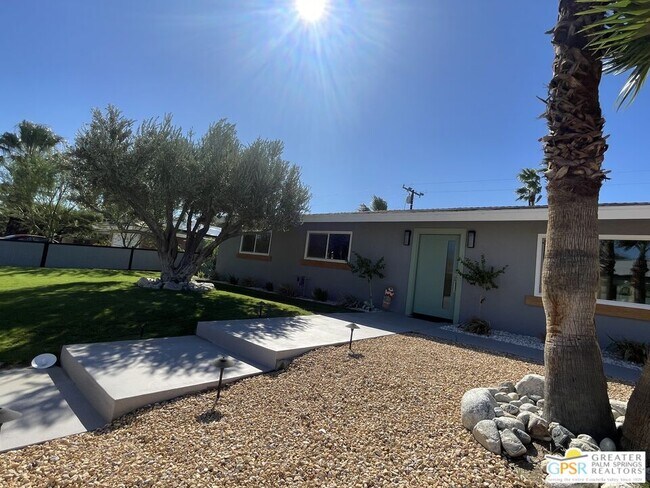 Building Photo - 505 E Molino Rd