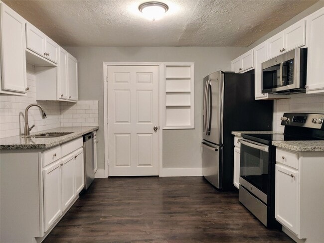 Building Photo - 7346 Iwo Jima Rd