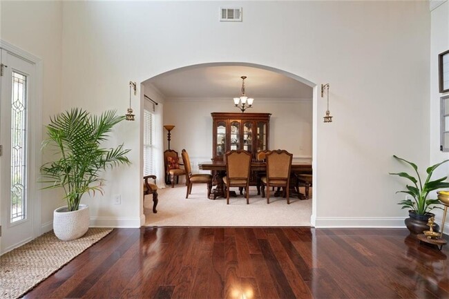 Building Photo - 308 Liberty Dr