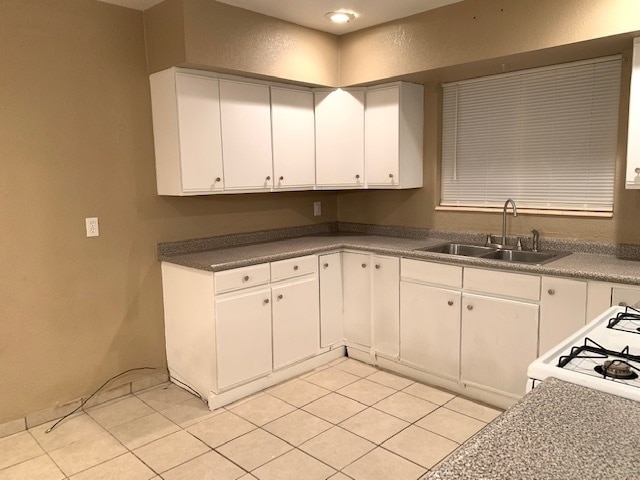 Kitchen - 3409 Kirkcaldy Rd