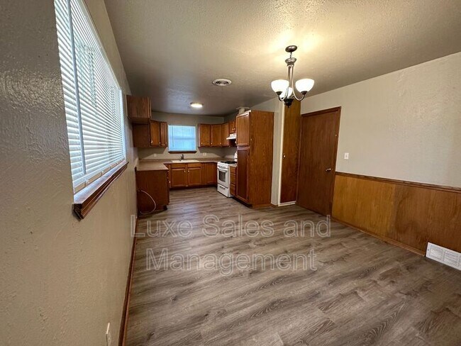 Building Photo - 2641 SW 57th St