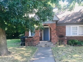 Building Photo - 1607 NW 29th St