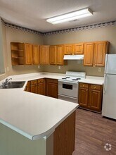 Building Photo - 121 Wexford Dr