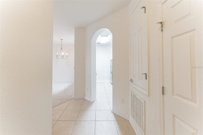 Building Photo - 1355 Venezia Ct