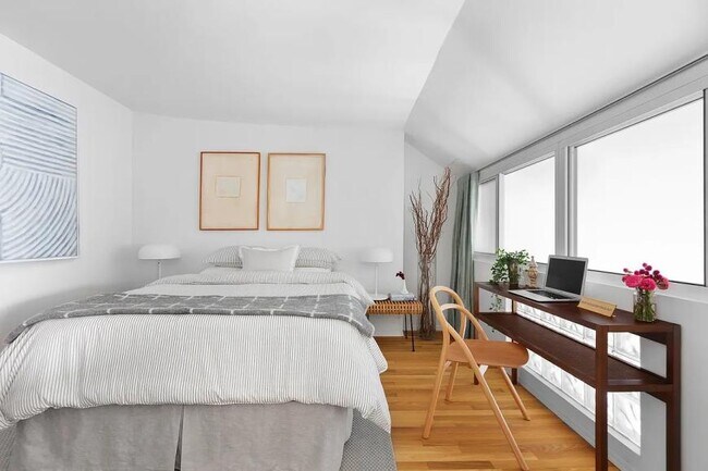 Foto del edificio - 2 bedroom in NEW YORK NY 10012