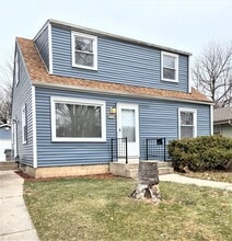 Building Photo - 6222 W Fairmount Ave