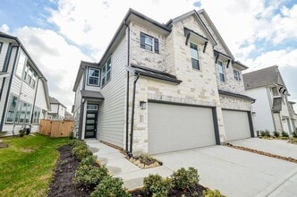 Building Photo - 130 W Coralburst Lp