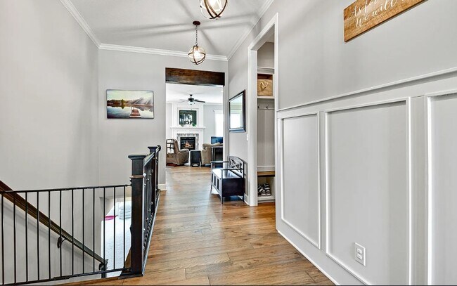 Building Photo - 4 BR/3BA | Newly Renovated Single Family Home | 3-Car Covered Parking | Back Deck