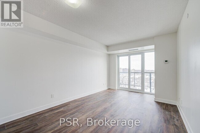 Building Photo - 8 Trent Ave