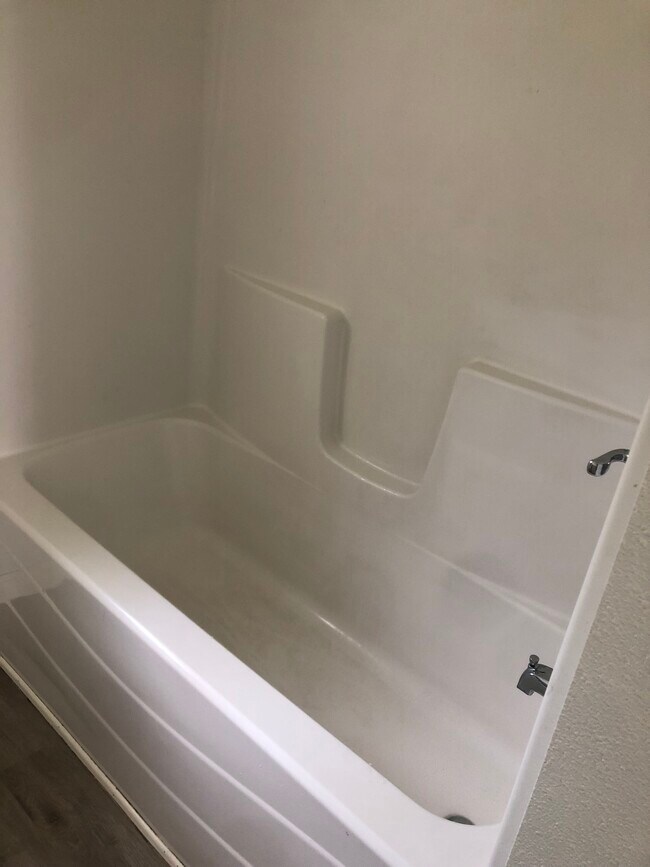 Foto del edificio - 6181 County Rd 1143