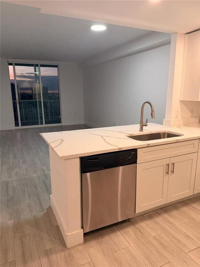 Foto del edificio - 1250 S Miami Ave