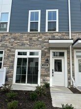 Building Photo - 10102 Donatello Dr
