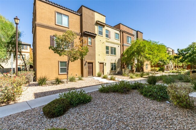 Foto del edificio - 4650 Ranch House Rd