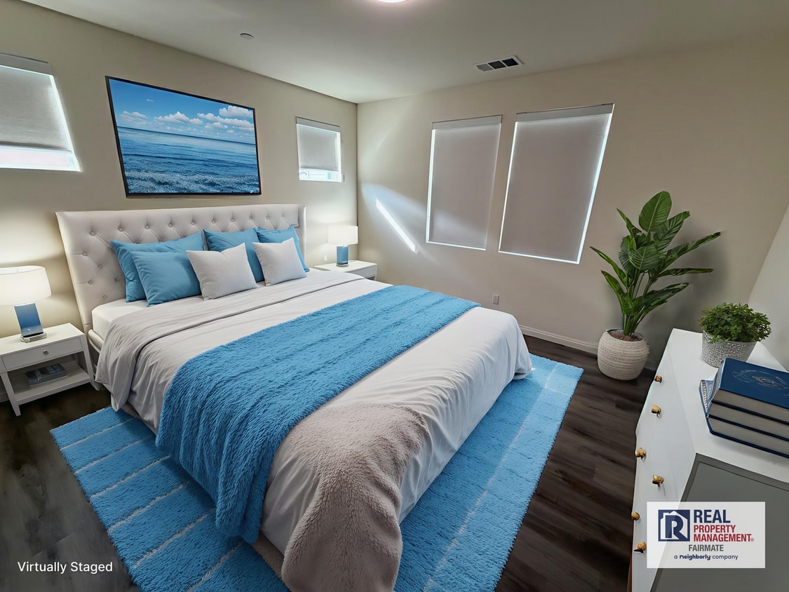 Primary Photo - Modern 4-Bed, 2.5-Bath Detached Townhouse ...