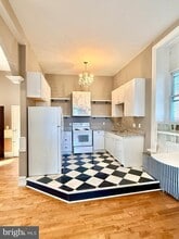 Building Photo - 59 N Main St