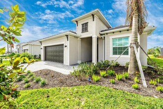 Building Photo - 17617 Santorini Ct