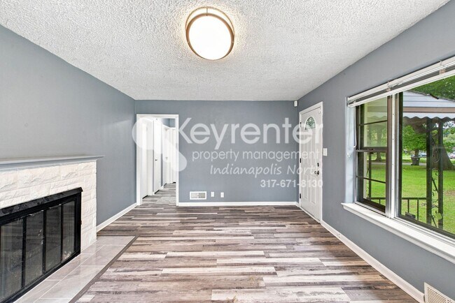 Building Photo - 4029 Forest Manor Ave