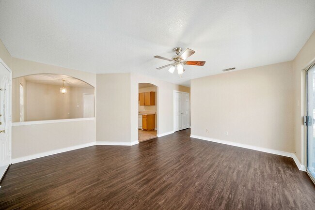 Foto del edificio - 3 Bedroom/2 Bath Brookside Subdivision