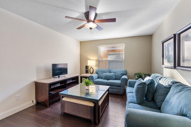 Building Photo - 8931 Cuban Palm Rd