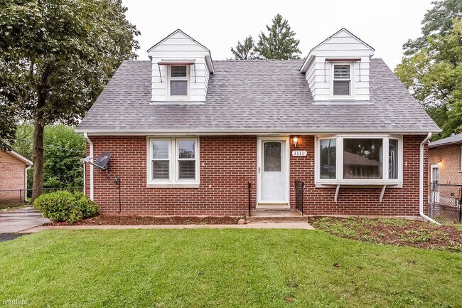 Foto del edificio - 4 br, 1.5 bath House - 1111 Brookwood St