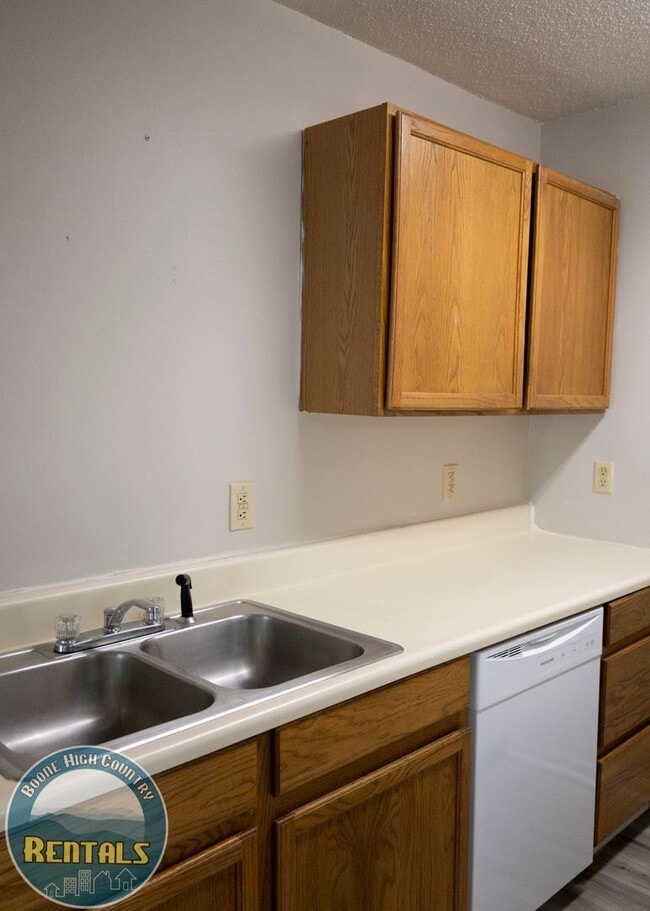 Interior Photo - New River Farms