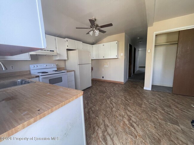 Foto del edificio - 780 Hazle St