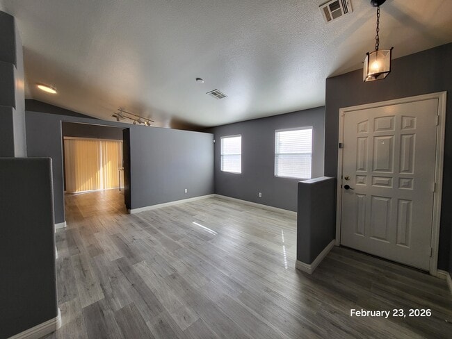 Building Photo - 5823 Stoneborough St