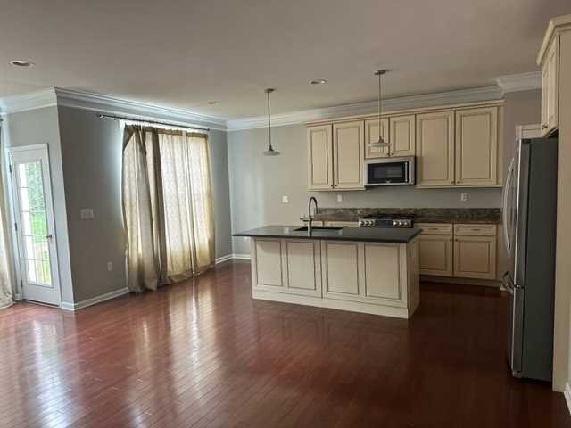 Foto del edificio - 1124 Cold Spring Rd