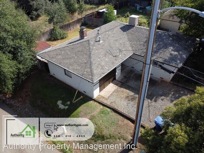 Foto del edificio - 3 br, 1 bath House - 3581 Echo Rd