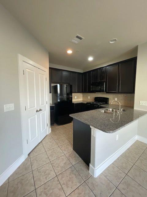 Primary Photo - 2219 Katy Ln