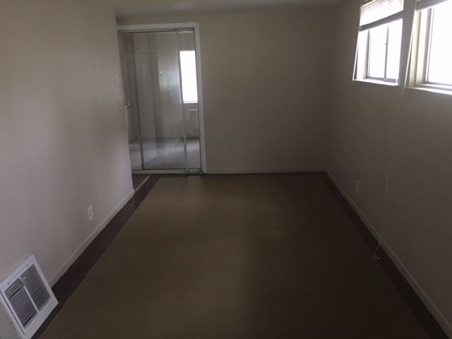 Foto del edificio - 10629 Glen Garry Rd