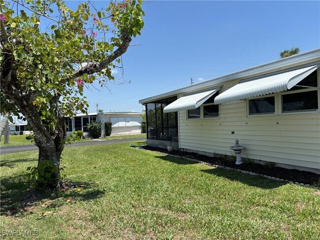 Building Photo - 60 Channel Ln