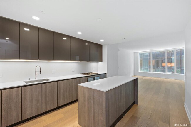 Foto del edificio - 201 Folsom St