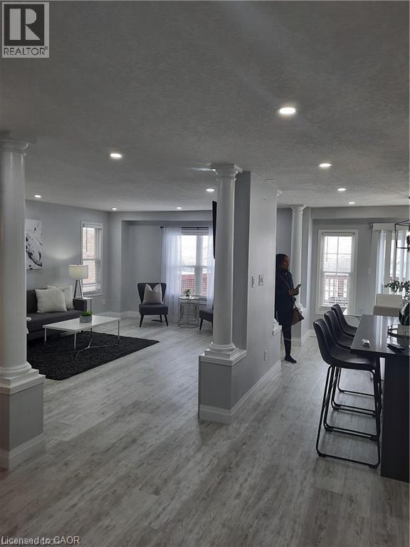 Building Photo - 500 Snowdrop Ct