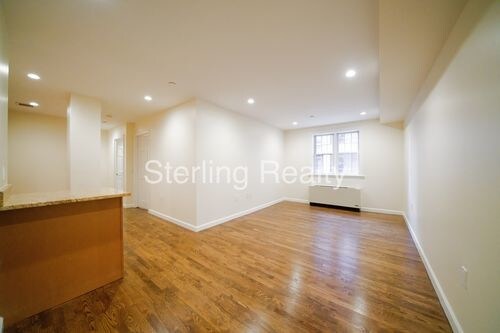 Foto del edificio - 2813 Astoria Blvd