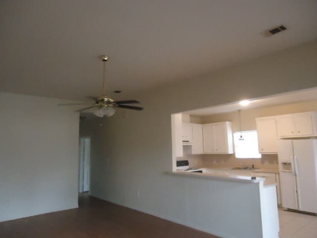 Foto del edificio - 5103 Windemere St