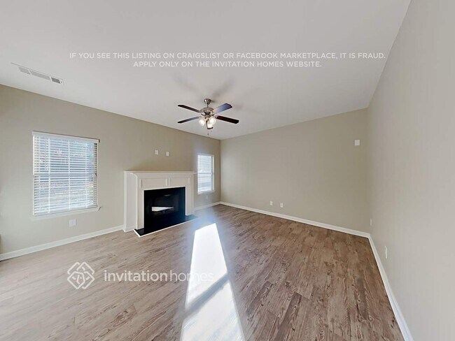 Foto del edificio - 440 Cleburne Pl