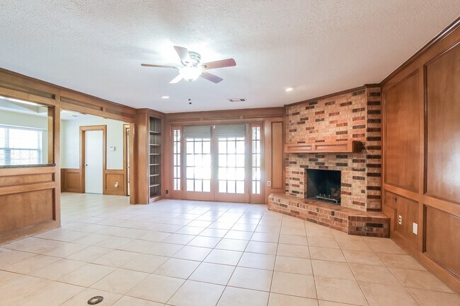 Foto del edificio - 18210 Widcombe Dr